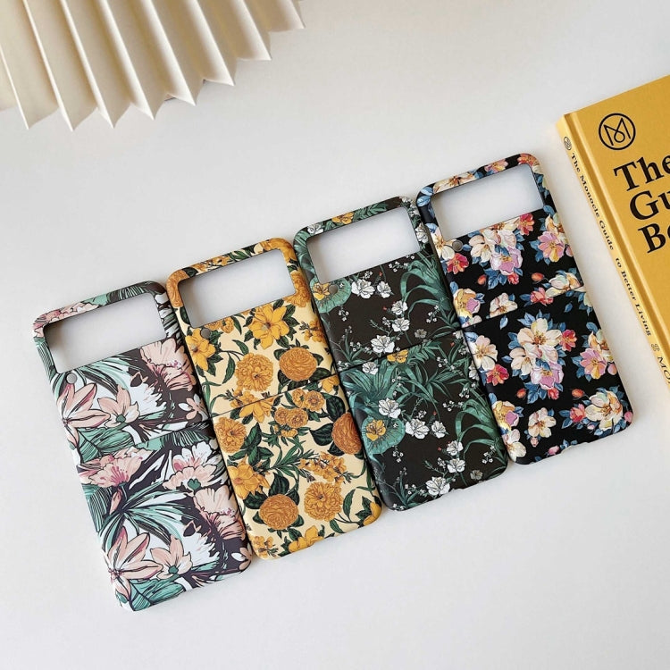 Small Floral Shockproof PC + Water Paste Protective Case, For Samsung Galaxy Z Flip3 5G