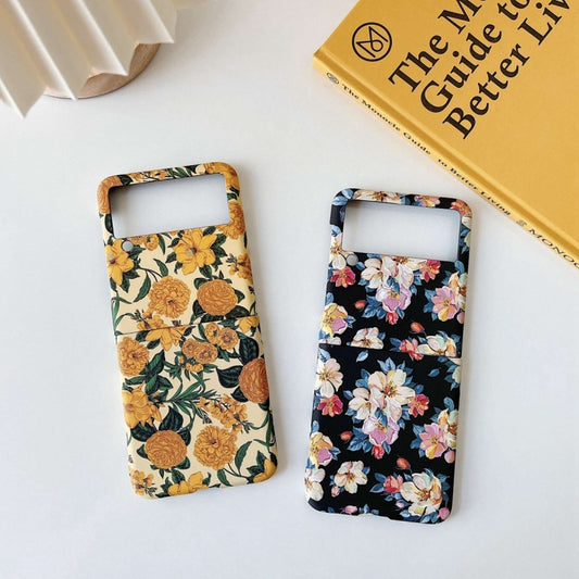 Small Floral Shockproof PC + Water Paste Protective Case, For Samsung Galaxy Z Flip3 5G